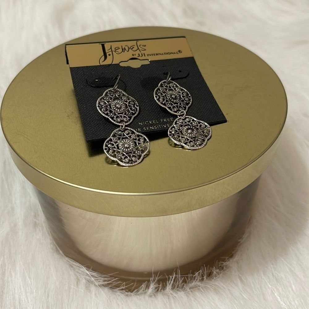 🎉 3/$20 🎉 JJ International | Nickel Free Silver Dangle Earrings